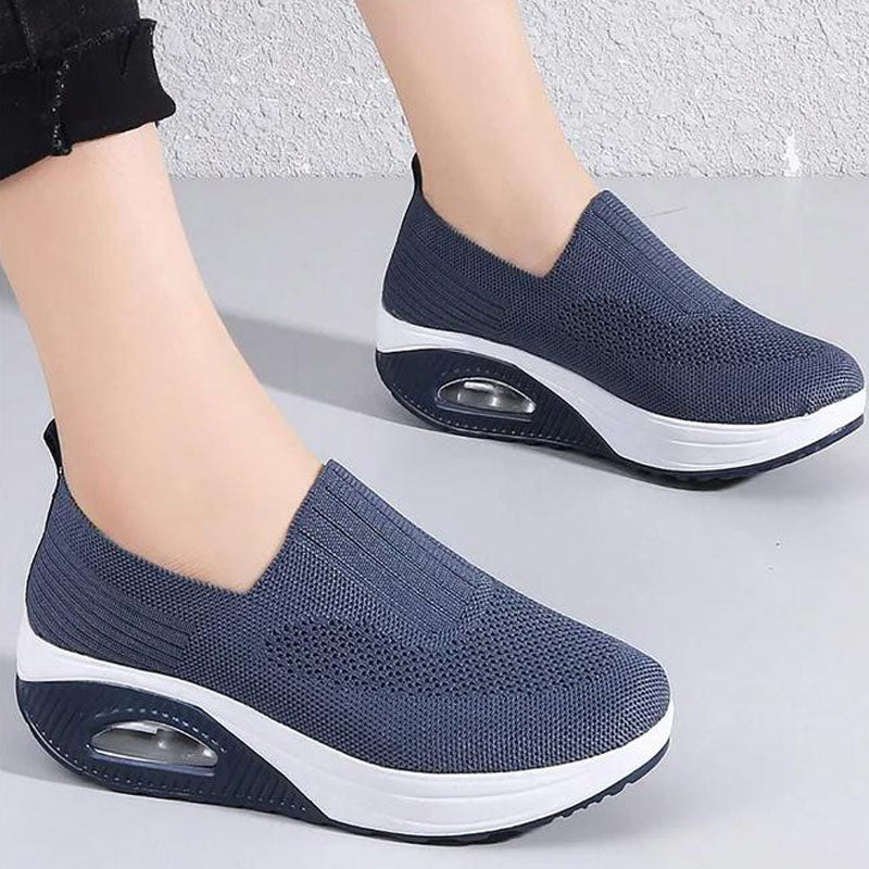 Valenzora | Atmungsaktive Slip-on-Sneaker mit ergonomischer Sohle für Damen