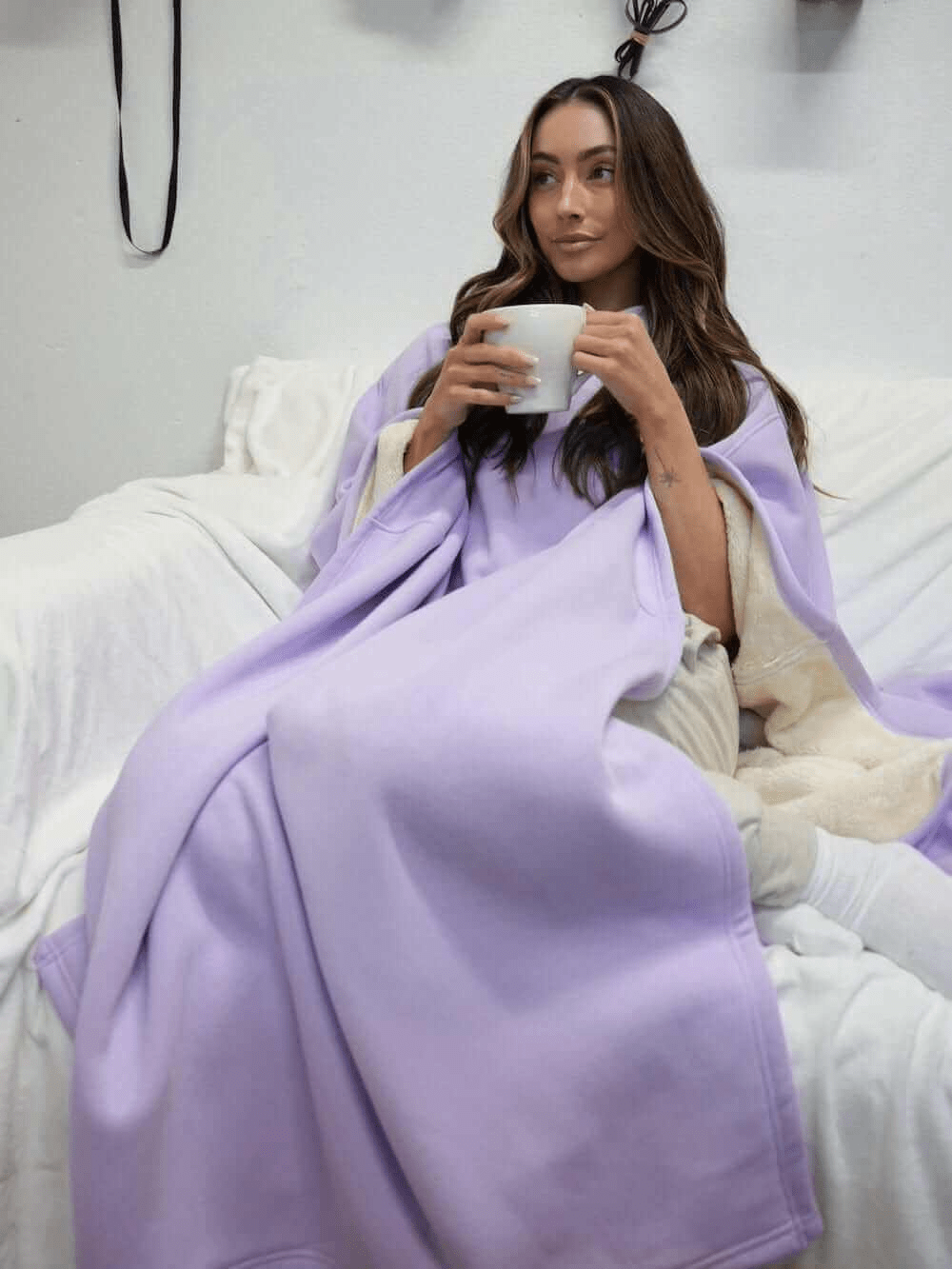 Valenzora | Oversized Warm & Cozy Blanket Hoodie for Everyday Use