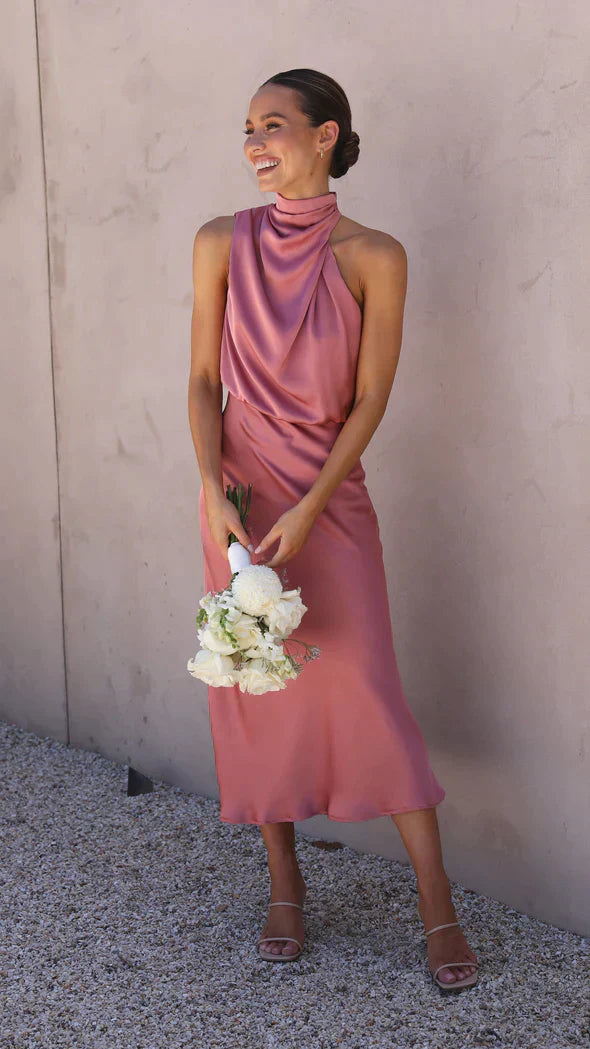 Valenzora | Elegantes Brautjungfernkleid mit langem Neckholder aus Satin