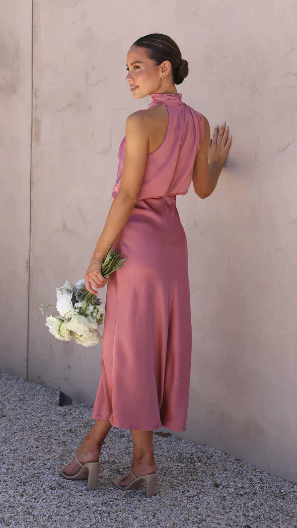 Valenzora | Elegantes Brautjungfernkleid mit langem Neckholder aus Satin