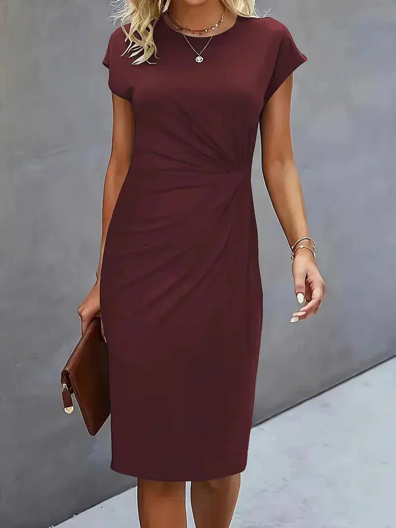 Valenzora | Stylish slim dress with round neckline