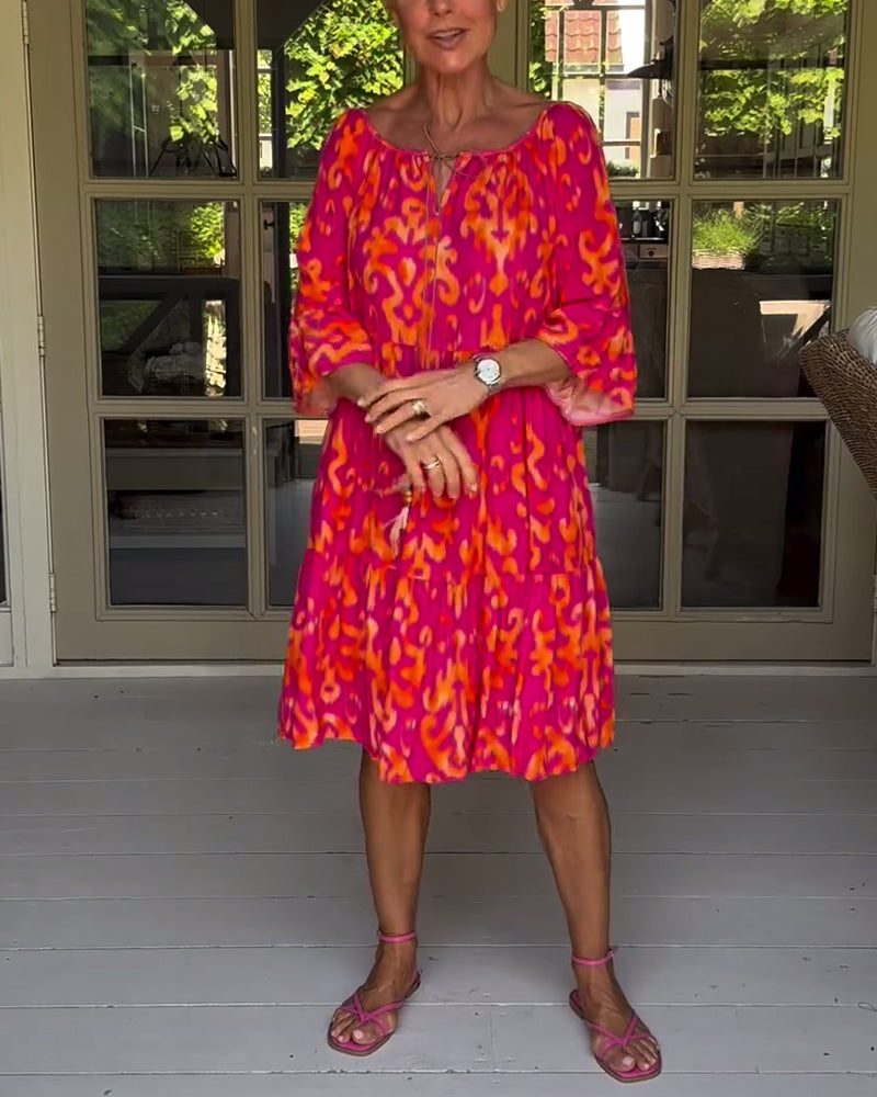 Valenzora | Loose-fitting, printed dress with bell sleeves