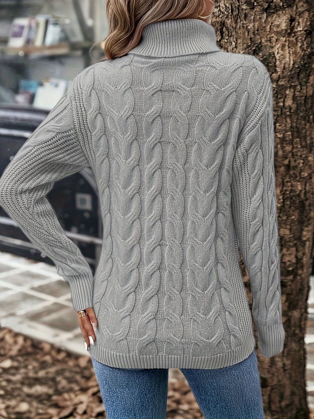 Valenzora | Cable-knit turtleneck sweater