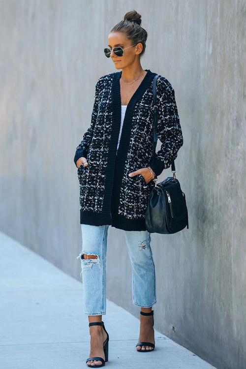Elegant and casual winter cardigan