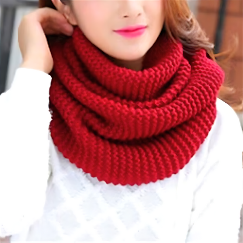 Valenzora | infinity scarf - warm women's winter accessory