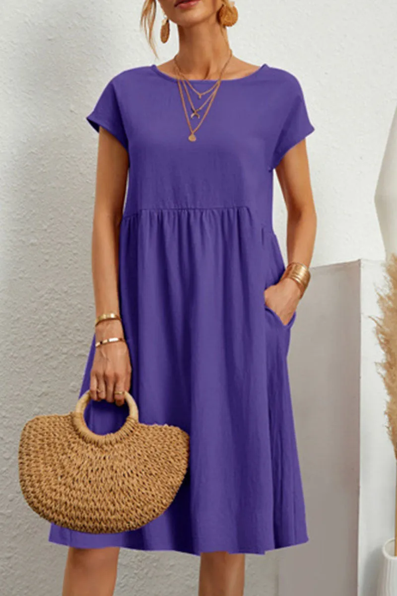 Valenzora | Chic short-sleeved dress with a round neckline in solid color patchwork