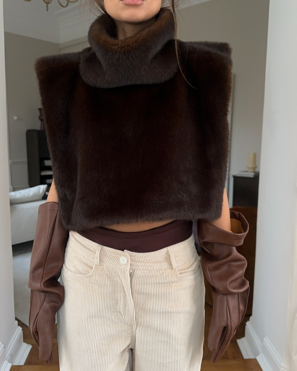Valenzora | Fur roll-neck vest - Women's - Soft and elegant with a luxurious look