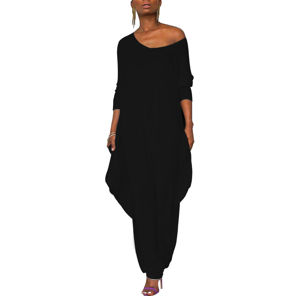 Women's oversized jumpsuit with deep V-neck and relaxed fit, size [size]