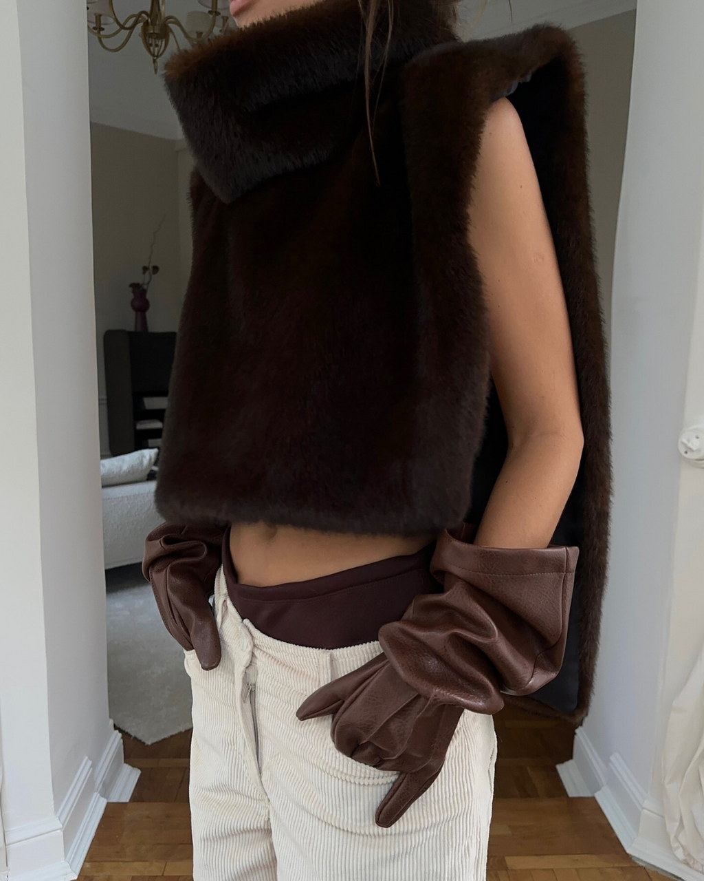 Valenzora | Fur roll-neck vest - Women's - Soft and elegant with a luxurious look