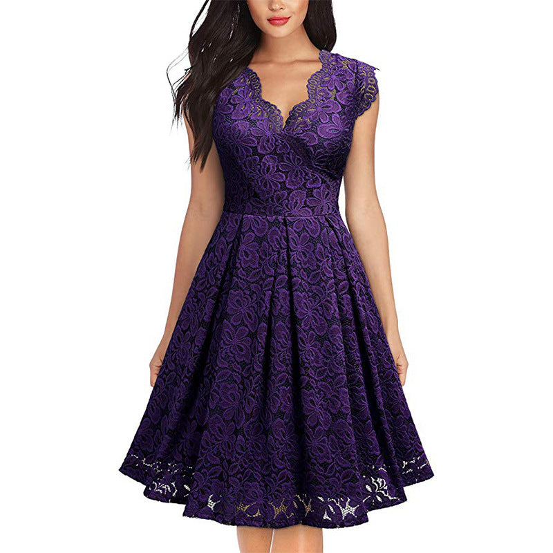 Women's lace dress with V-neck and flared skirt, size