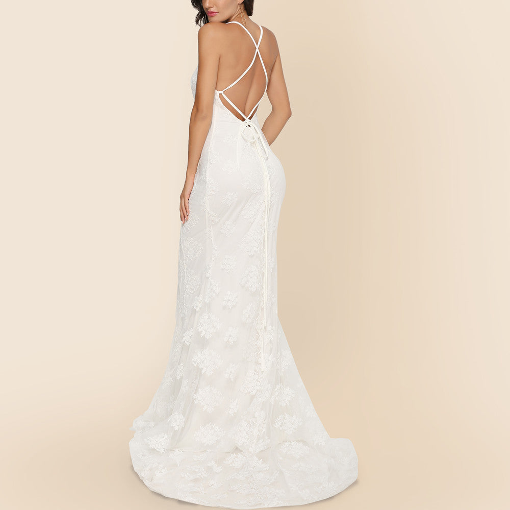Women's elegant evening dress with delicate lace insert and seductive back cutout, size Valenzora