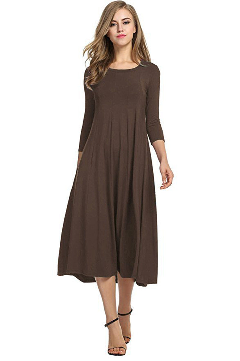 Valenzora | Square-neck 3/4-length solid-color midi dress
