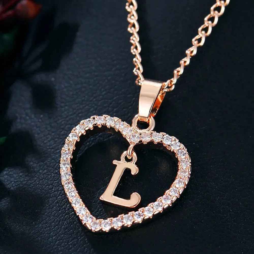 Valenzora | Buchstabe Zirkon Herz Halskette Anhänger Schmuck