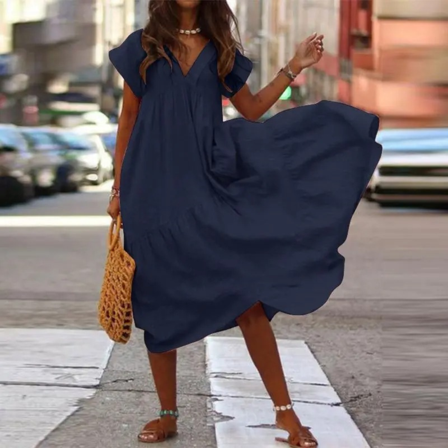 Valenzora – Maxi-Hemdblusenkleid mit V-Ausschnitt und Rüschen