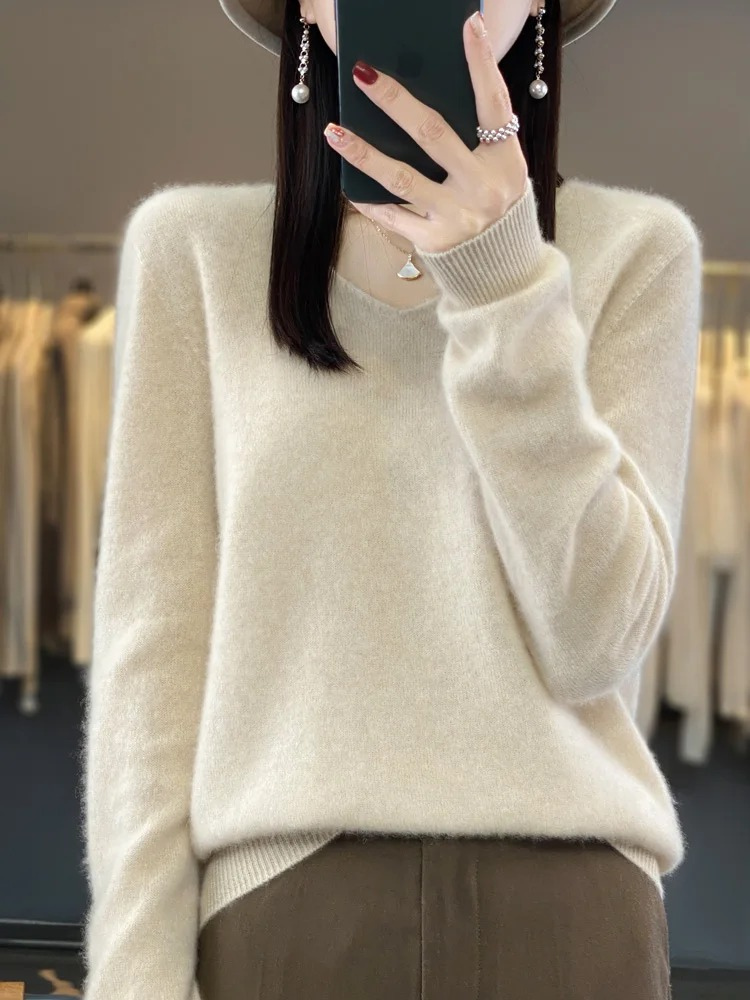 Valenzora | Women's Cashmere Pullover, Elegant V-neck, Soft & Comfortable