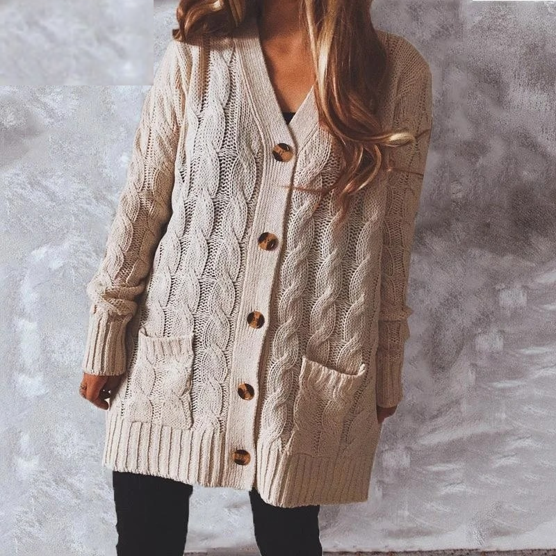 Valenzora | Damen-Wollstrickjacke mit Zopfmuster und Holzknöpfen, lockere Passform
