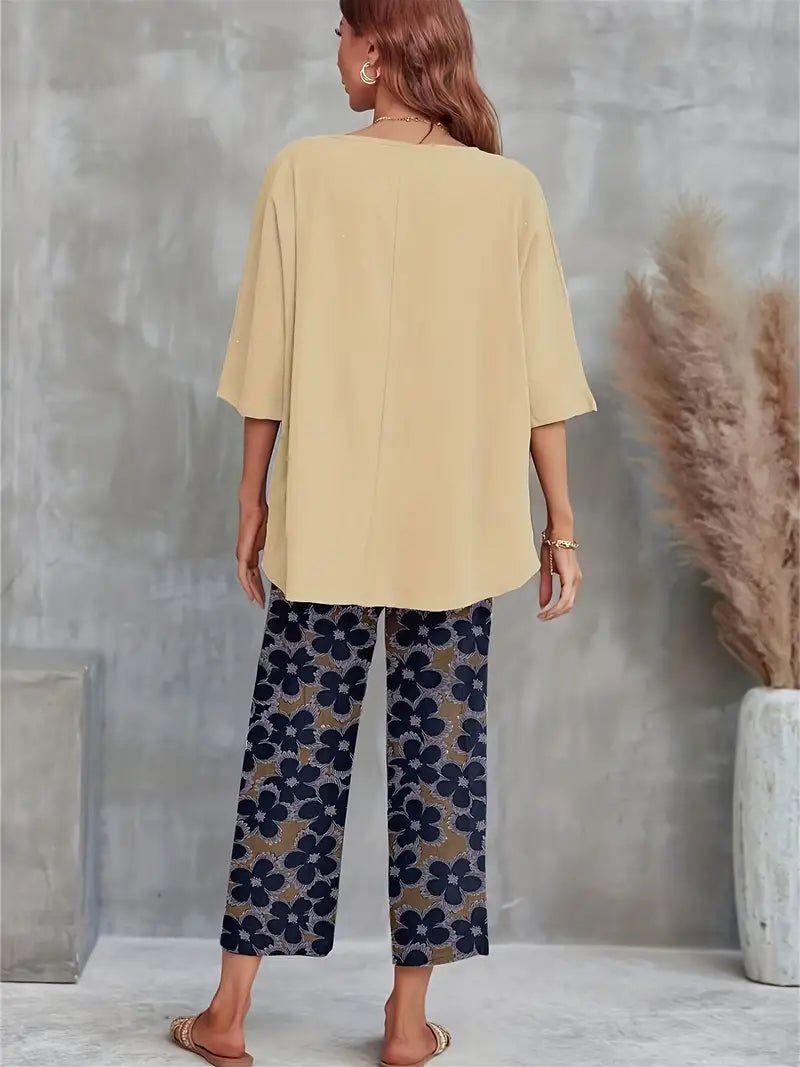 Valenzora | Uni-T-Shirt mit weiten Beinen und Rundhalsausschnitt mit Blumenmuster