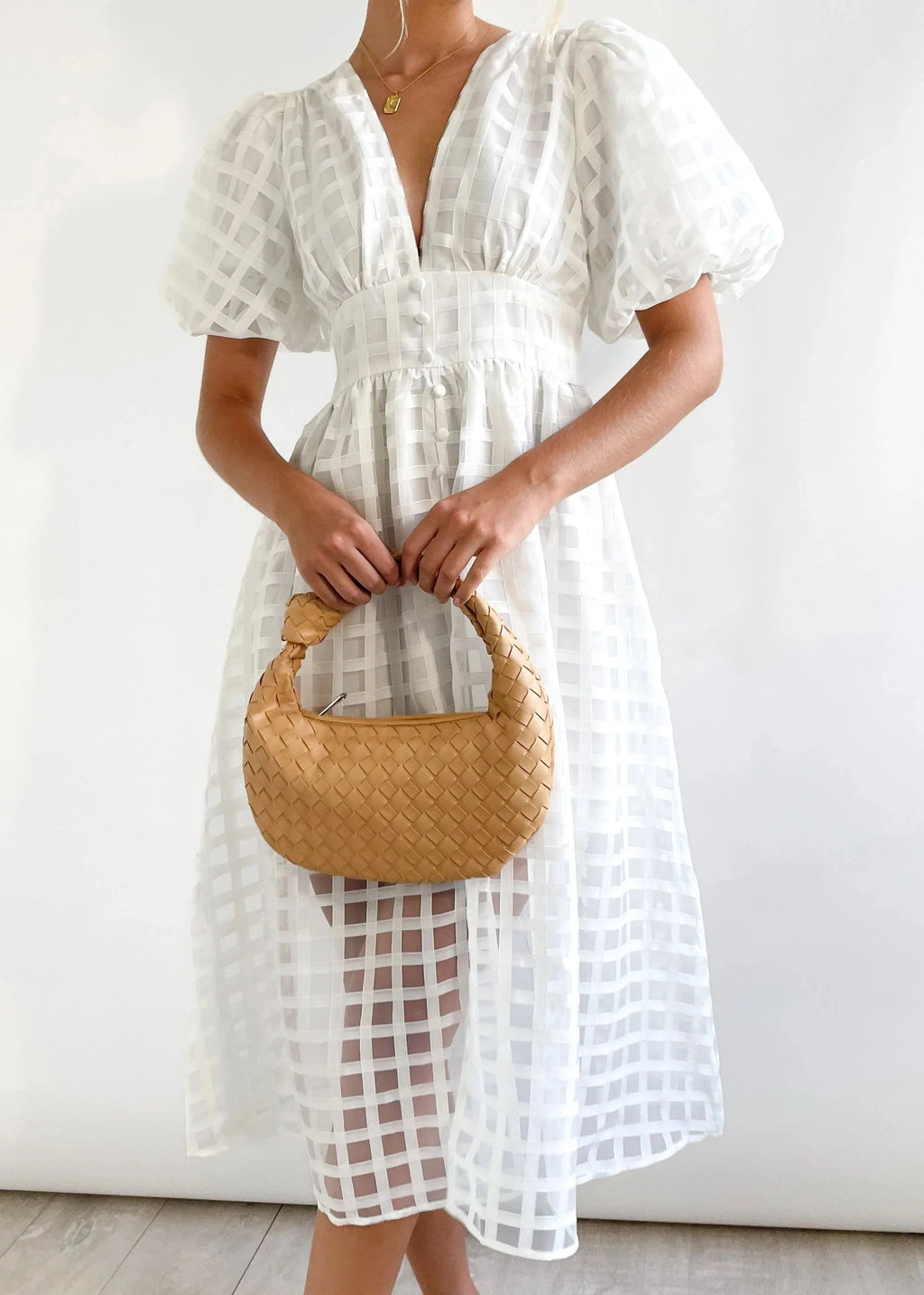 Valenzora | Midi dress with puff sleeves