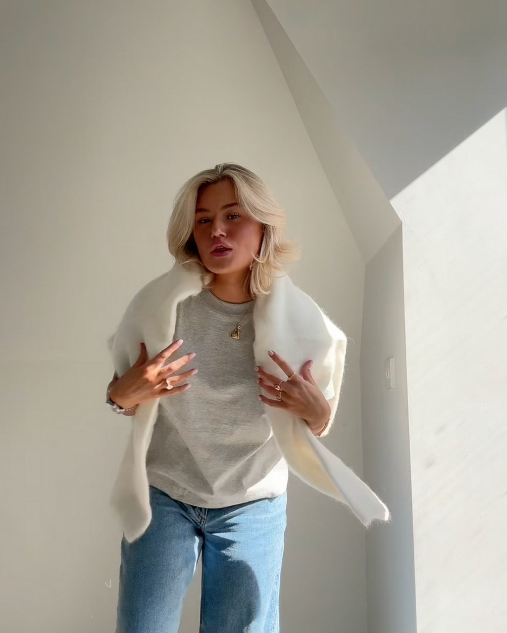 Valenzora | Mohair blend pullover with round neck