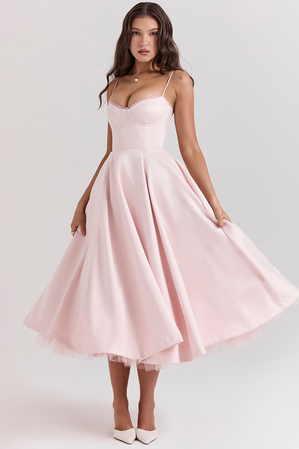 Valenzora | Elegantes Midikleid