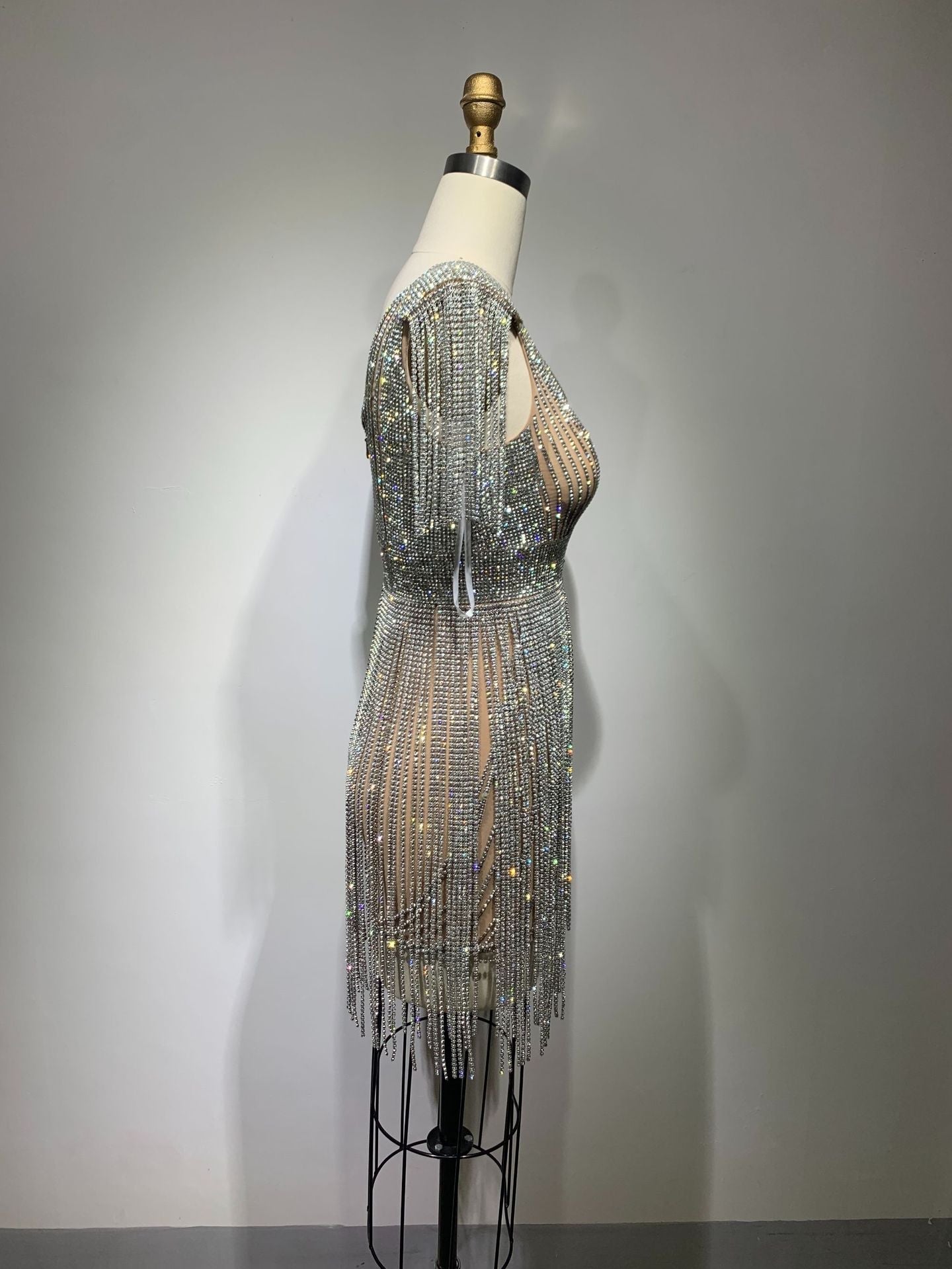 Valenzora | Mantel mit schmalem Ausschnitt und hochwertigem Kleid