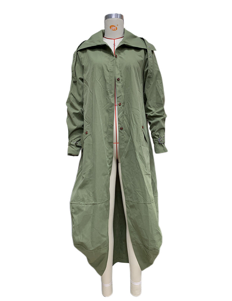 Women's water-repellent parka with hood and practical pockets, size