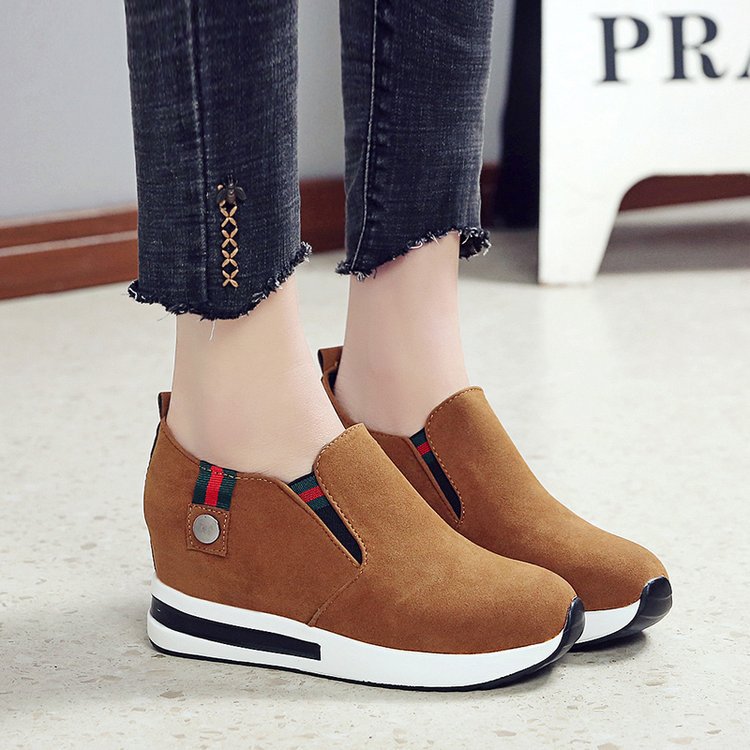 Damen-Keil-Sneaker mit modernem Slip-on-Design und bequemer Sohle, Größe S