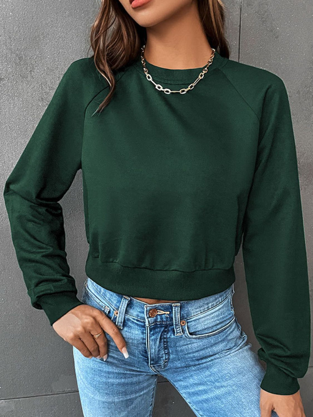 Valenzora | Stylischer kurzer Winter-Streetwear-Pullover für Damen