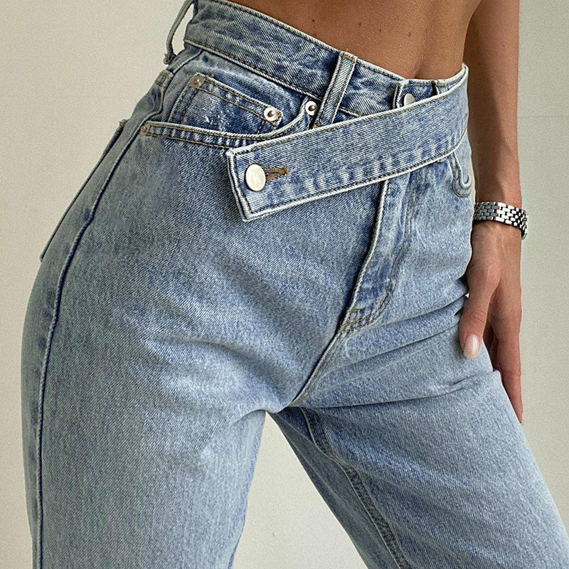 Valenzora Jeans mit irregular Belt im Distressed-Look