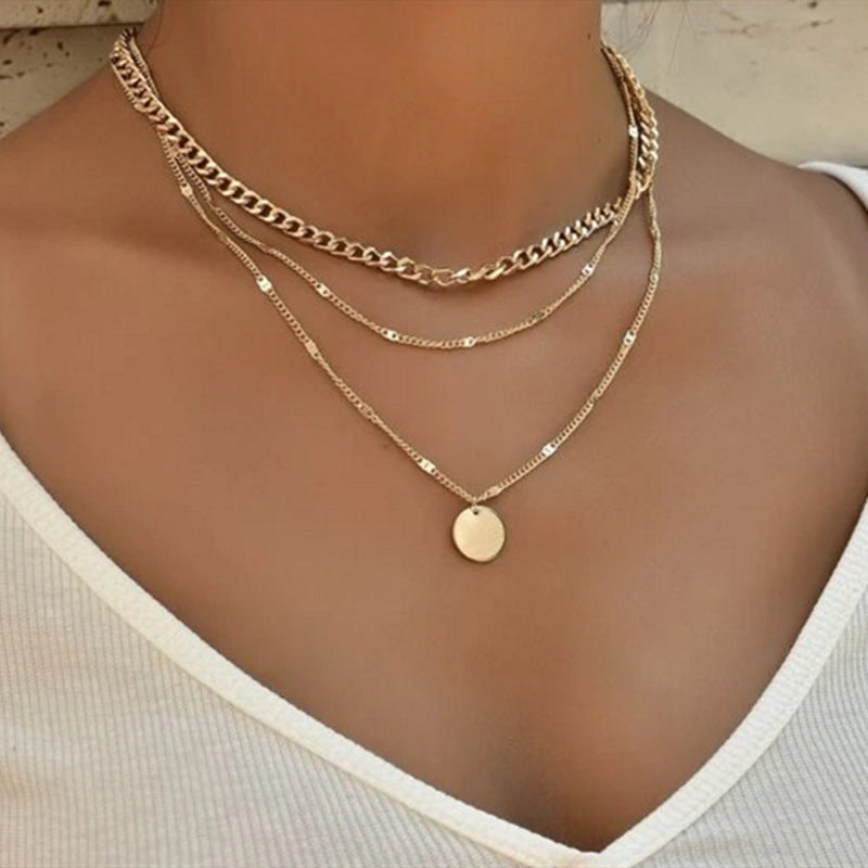 Valenzora | 3 necklaces in a set