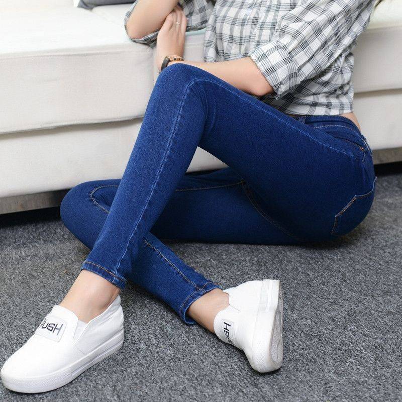 Valenzora – Hoch geschnittene Jeans in großen Größen