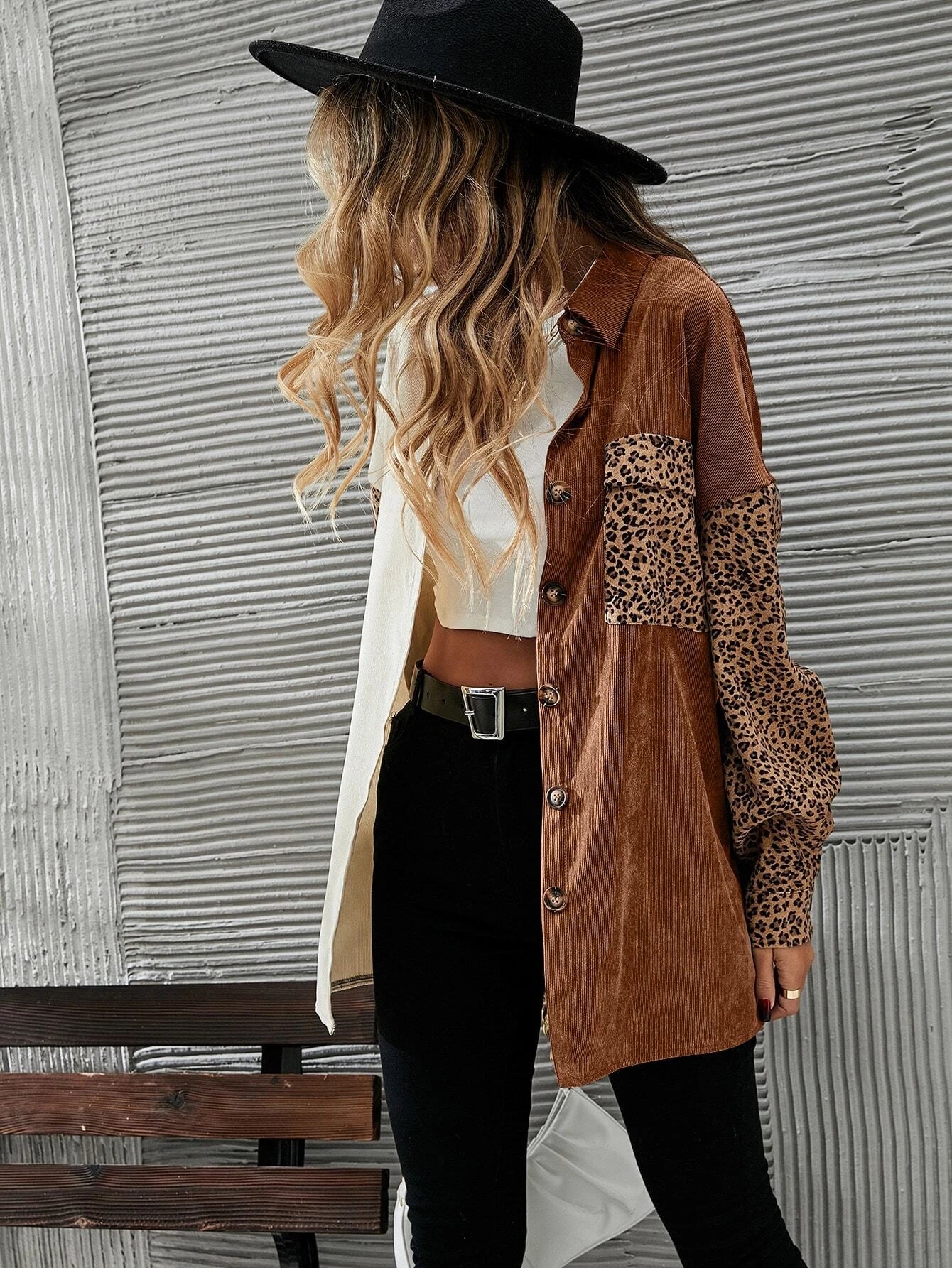 Valenzora | Corduroy Jacket