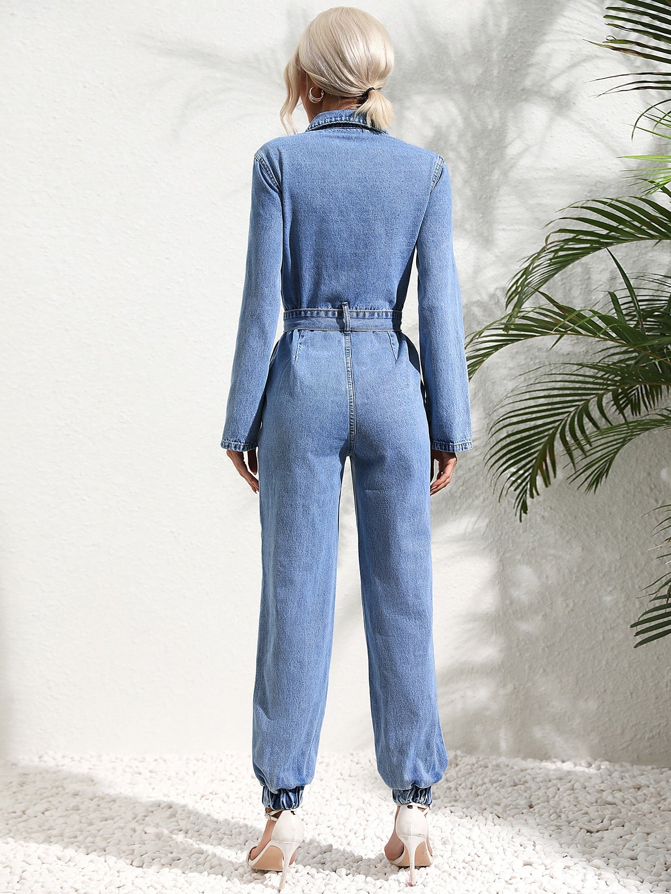 Valenzora Jumpsuit with flap pocket and jeans belt