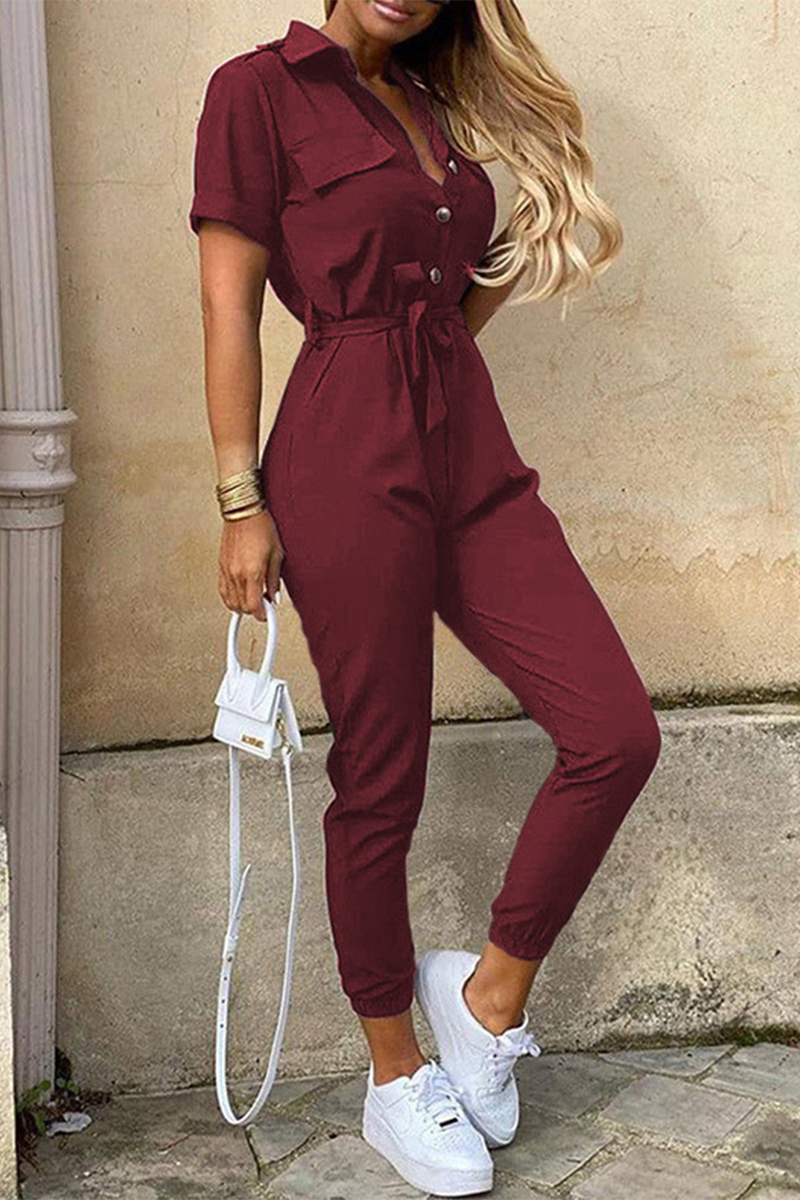 Valenzora | Lässiger einfarbiger Jumpsuit mit Gürtel und Umlegekragen