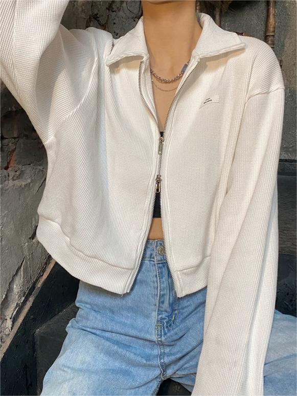 Valenzora | Crop Jacket with Zipper
