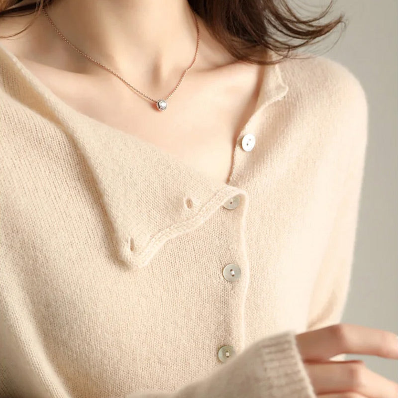 Valenzora | The Stylish and Comfortable Cardigan