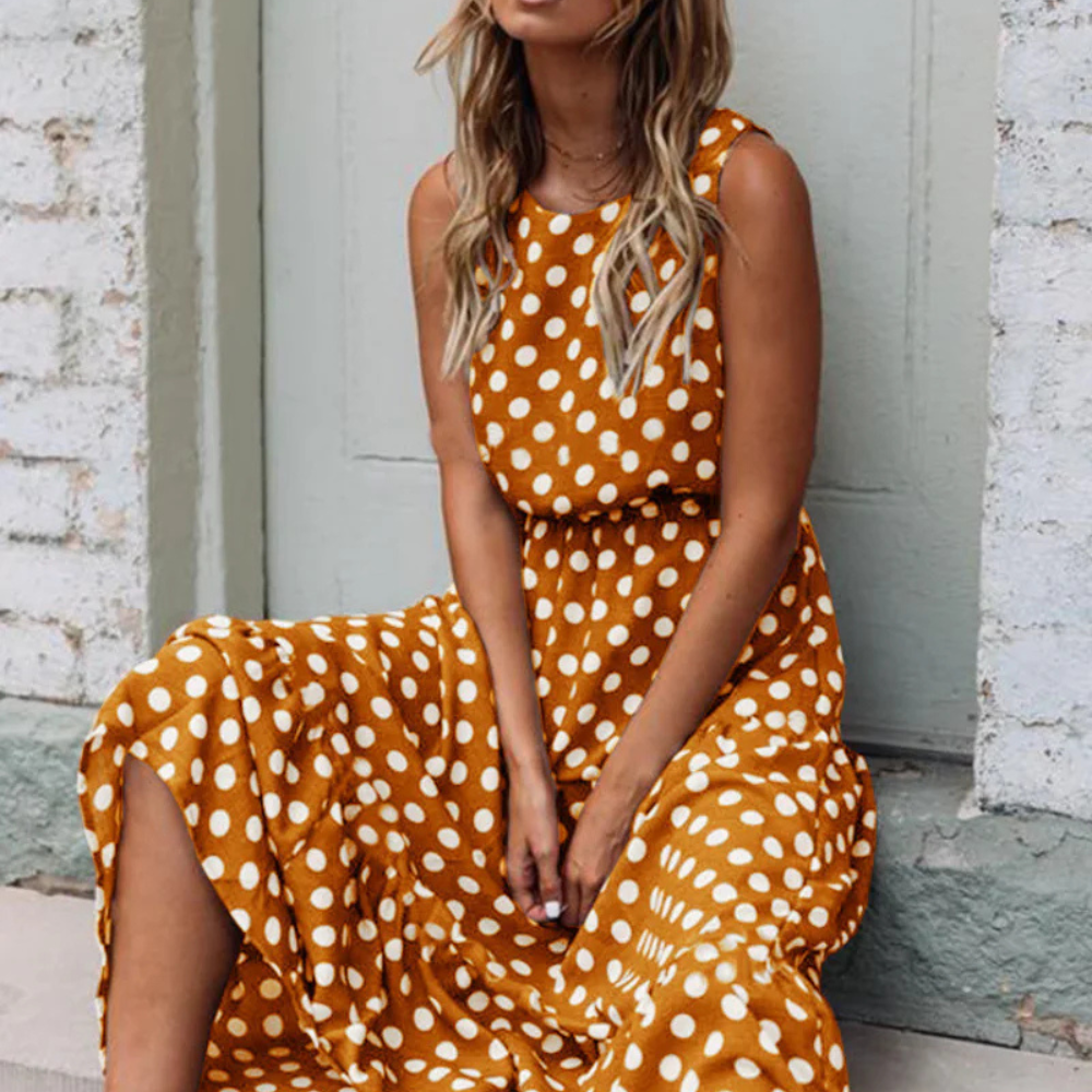 Valenzora | Elegant summer dress with polka dots
