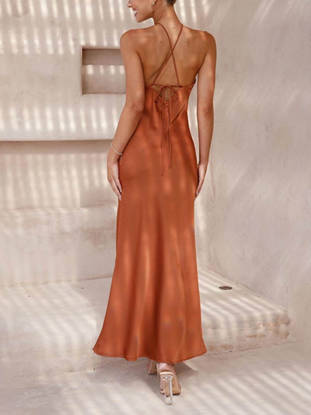 Valenzora | Elegantes Neckholder-Abendkleid