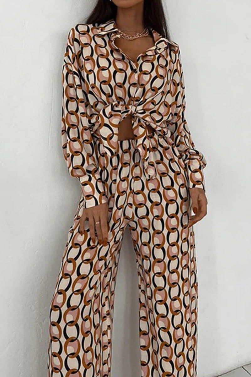 Valenzora | Lässige geometrische Druckknöpfe, Umlegekragen, lange Ärmel, Zweiteiler