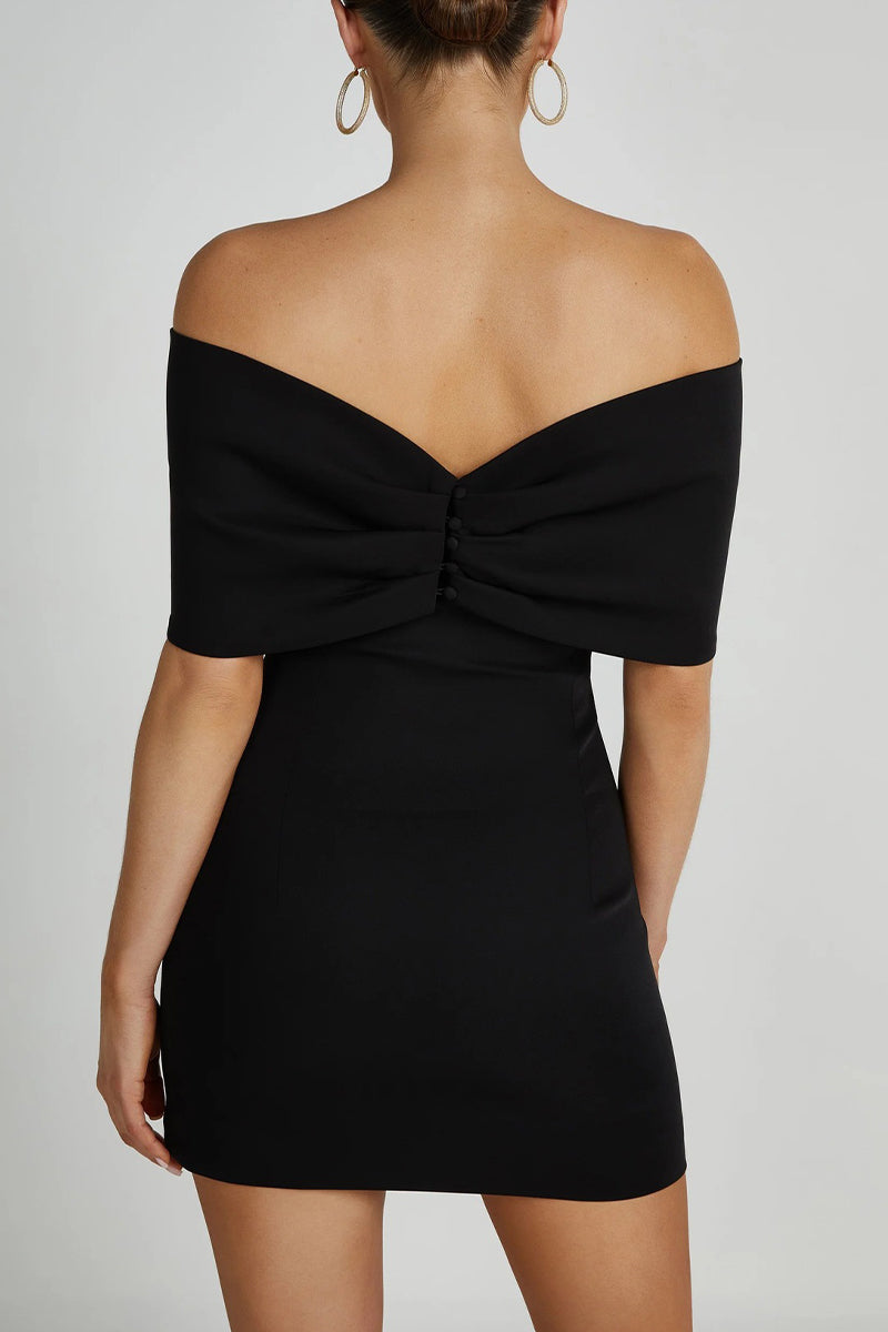 Valenzora | Sexy Promi-Uni mit schulterfreiem Wickelrock-Kleid