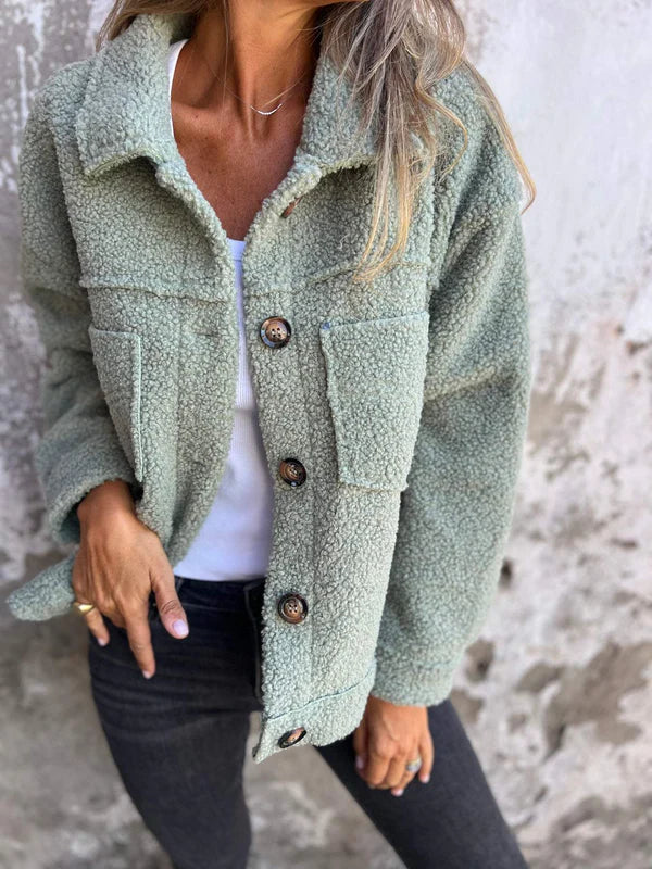 Valenzora | Kurze Jacke mit Wollrevers