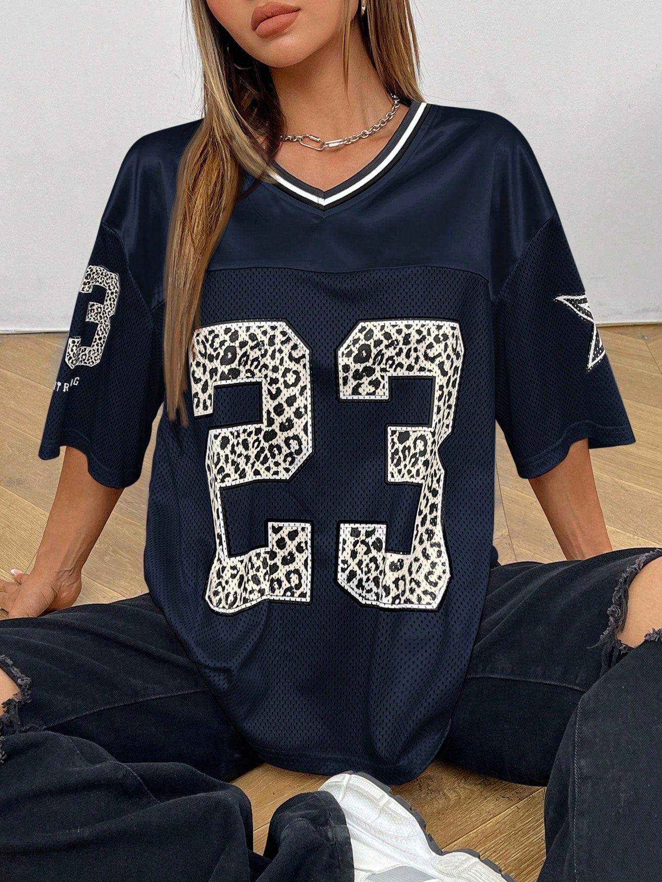 Valenzora | Jersey Shirt with Animal Print Sporty, Trendy & Streetstyle Ready
