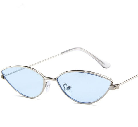 Valenzora | Retro Cat-Eye-Sonnenbrille aus hochwertigem veganem Leder