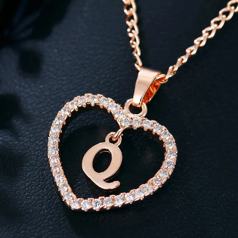 Valenzora | Buchstabe Zirkon Herz Halskette Anhänger Schmuck