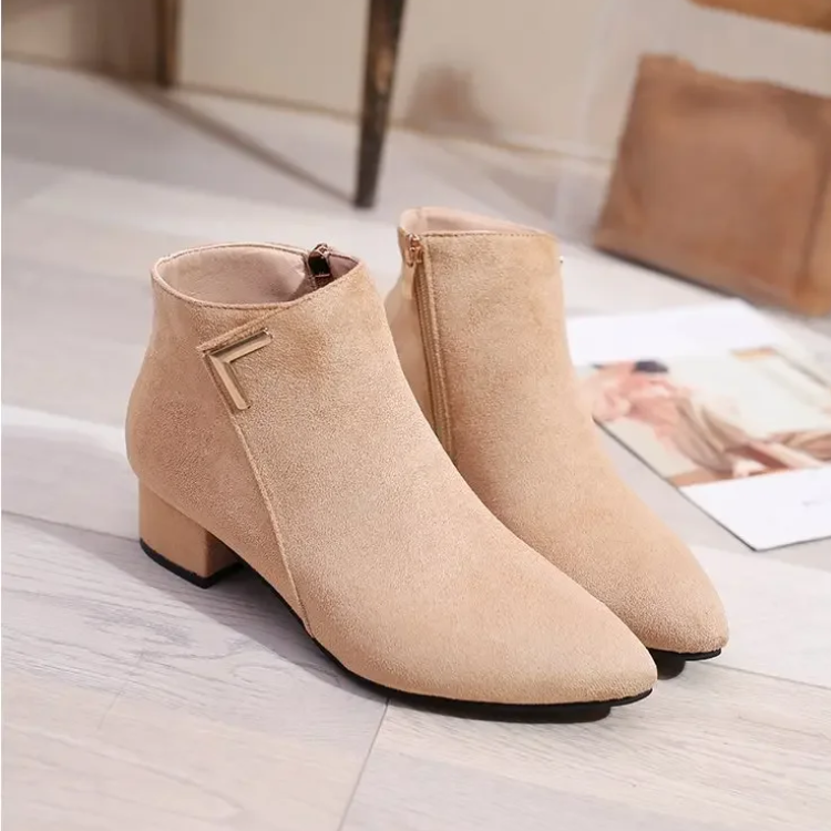 Valenzora | Stiefeletten mit spitzer Zehenpartie und seitlichem Reißverschluss, Damen-Stiefeletten