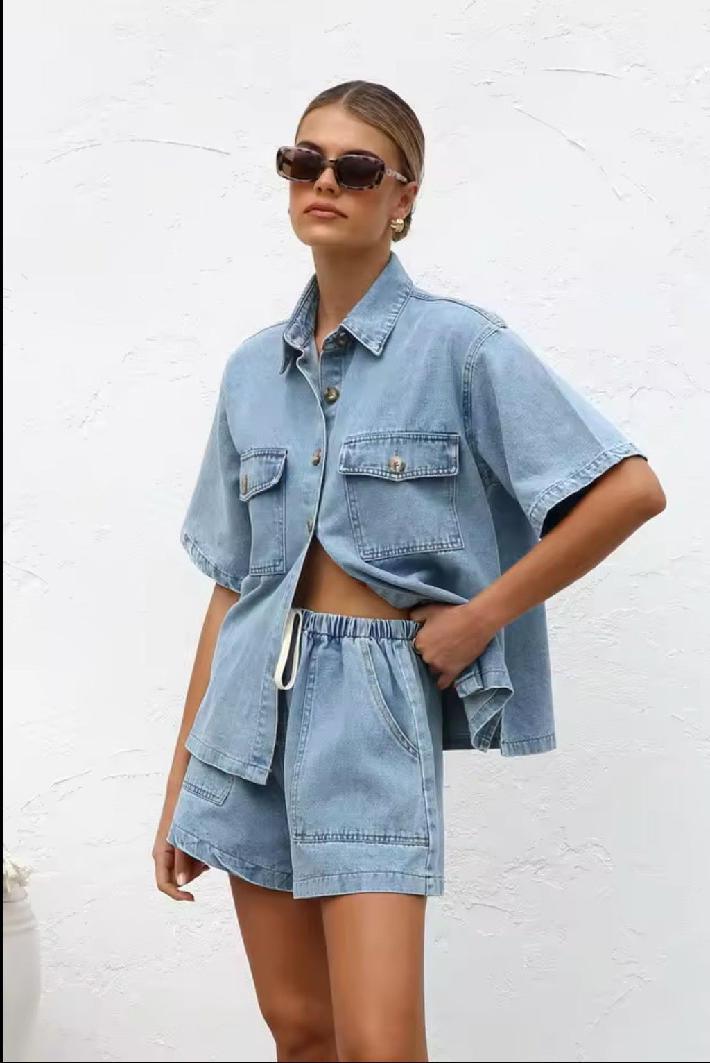 Valenzora | Lässiges Jeans-Set mit Oversize-Hemd & Shorts