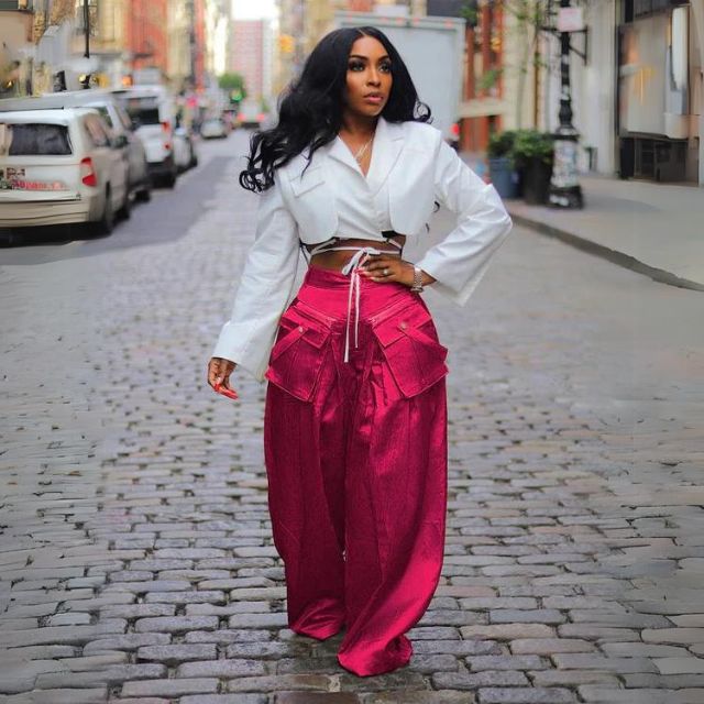 Valenzora | High-Waist Cargo Hose mit Gürteldetail