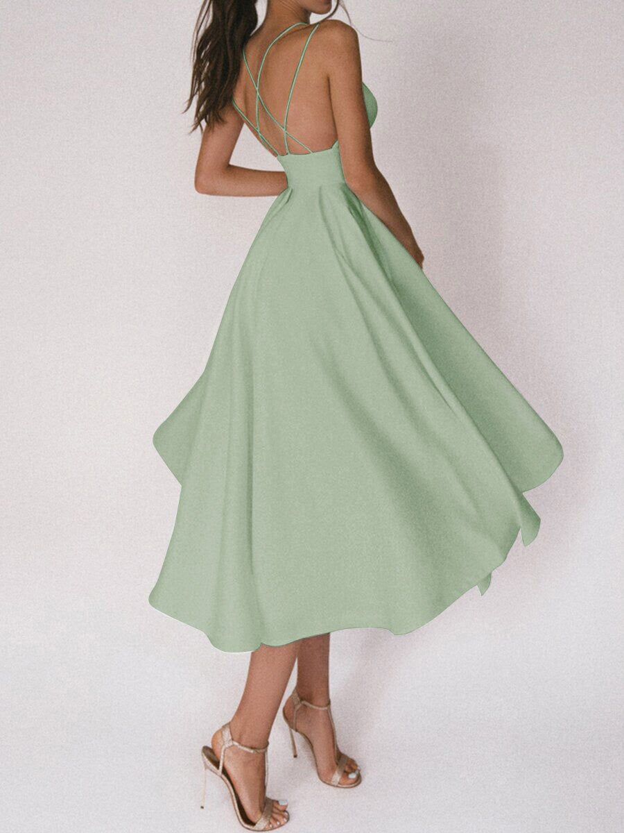 Valenzora Grace | Das elegante Slip-Kleid mit V-Ausschnitt