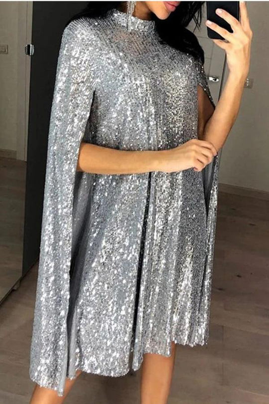 Valenzora | Wine Me And Dine Me Pailletten-Cape-Kleid