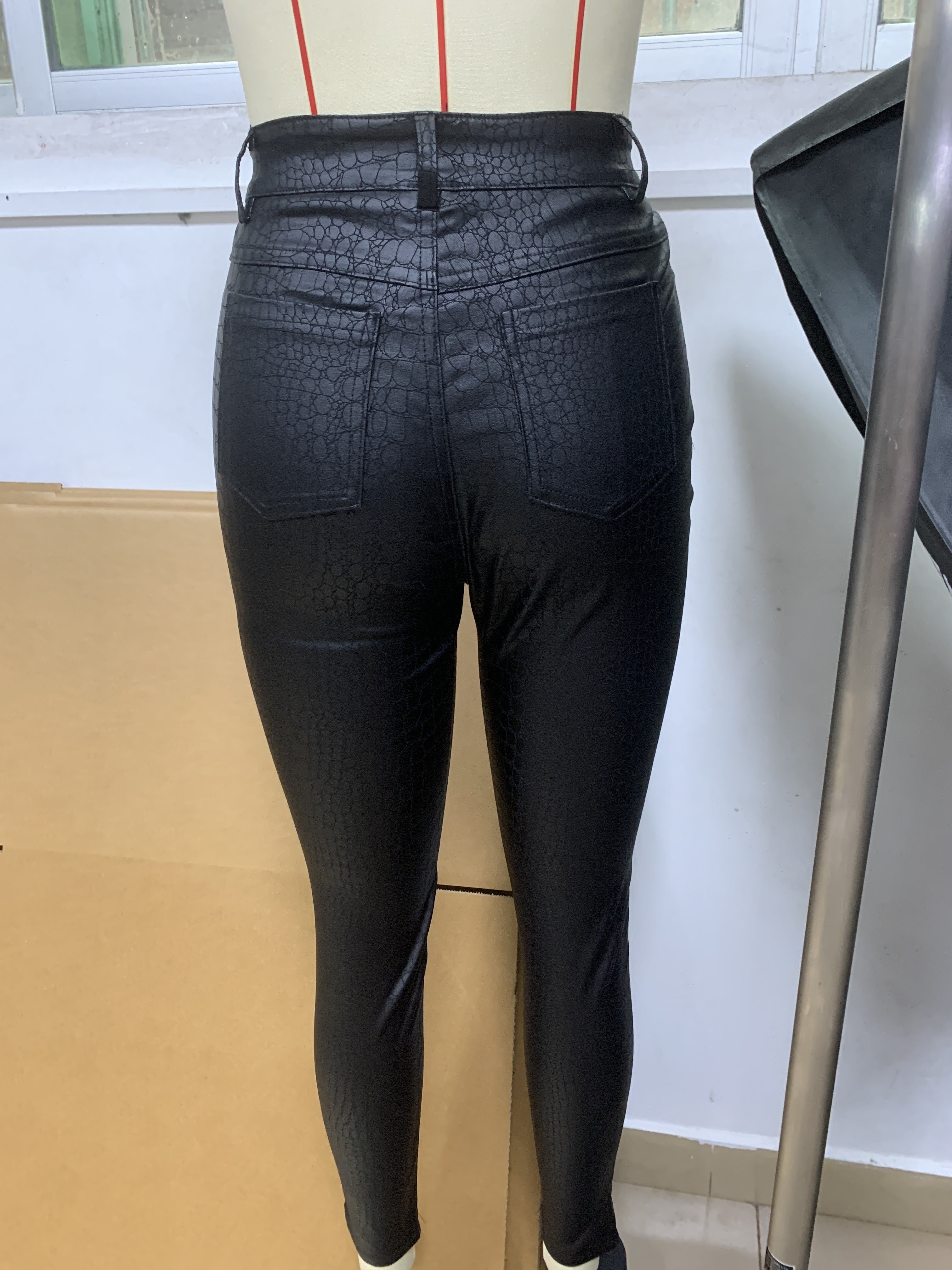 Valenzora | Coated High-Waisted Skinny Jeans